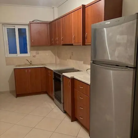 Accessible 2-bedroom 75m2 With Veranda And Parking