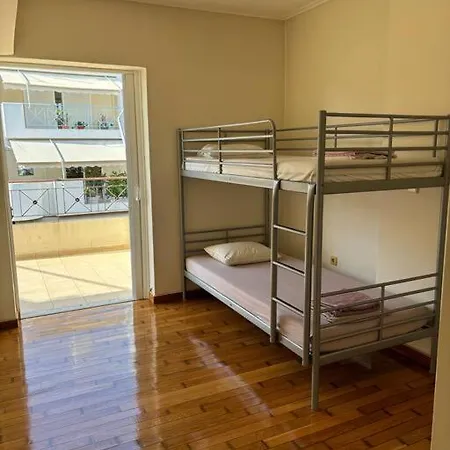 Apartment Accessible 2-bedroom 75m2 With Veranda And Parking