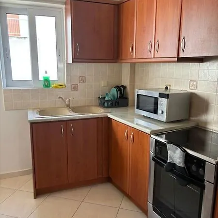 Apartment Accessible 2-bedroom 75m2 With Veranda And Parking Athens